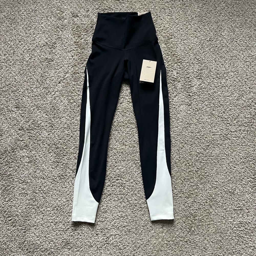 Nike Women’s Dri-Fit High-Rise 7/8 Crop Legging Tights Size XS DM7673-010